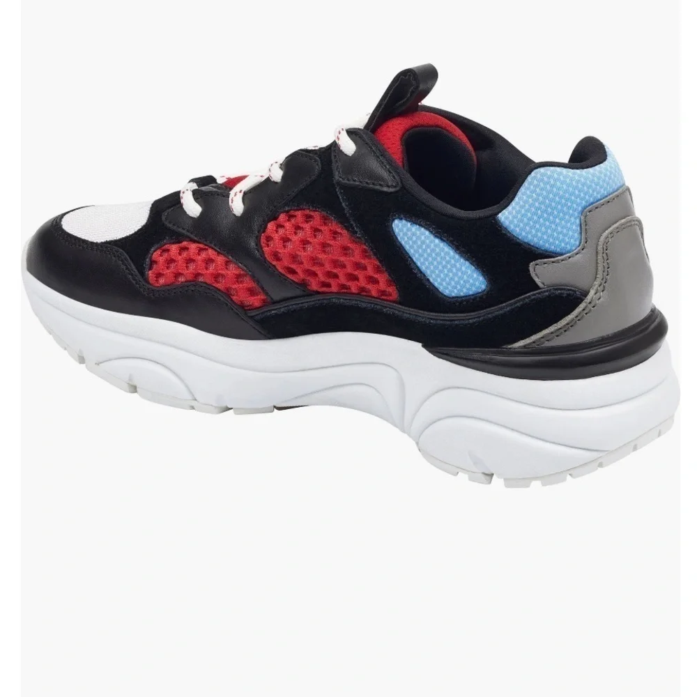 Marc Fisher Sneakers